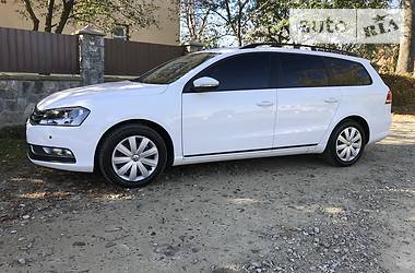 Универсал Volkswagen Passat 2014 в Ивано-Франковске