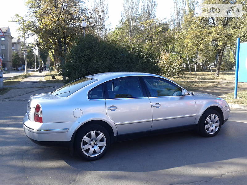Седан Volkswagen Passat 2005 в Запорожье