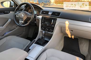 Седан Volkswagen Passat 2012 в Киеве