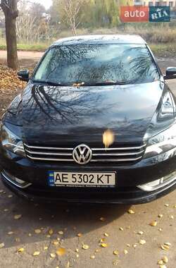 Седан Volkswagen Passat 2013 в Кривому Розі