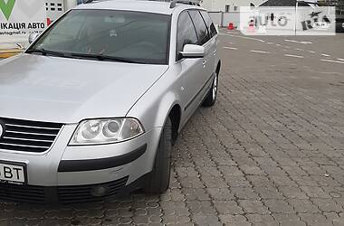 Універсал Volkswagen Passat 2002 в Чернівцях