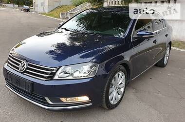 Седан Volkswagen Passat 2013 в Каменском