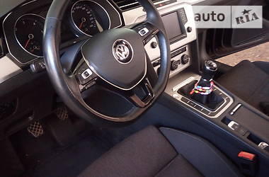 Универсал Volkswagen Passat 2015 в Глухове