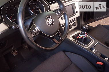 Універсал Volkswagen Passat 2015 в 