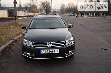 Універсал Volkswagen Passat 2011 в Києві