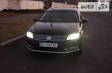 Універсал Volkswagen Passat 2011 в Києві