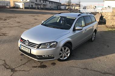Універсал Volkswagen Passat 2012 в 