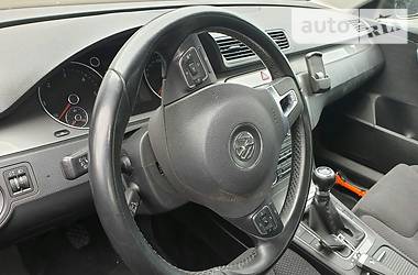 Универсал Volkswagen Passat 2010 в Ивано-Франковске