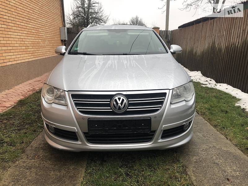 Універсал Volkswagen Passat 2010 в Гадячі