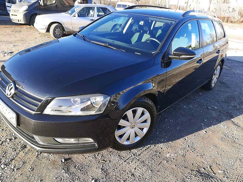 Универсал Volkswagen Passat 2011 в Тернополе