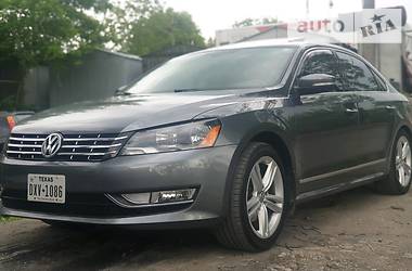 Седан Volkswagen Passat 2013 в 