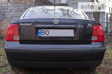 Седан Volkswagen Passat 2000 в Тернополі