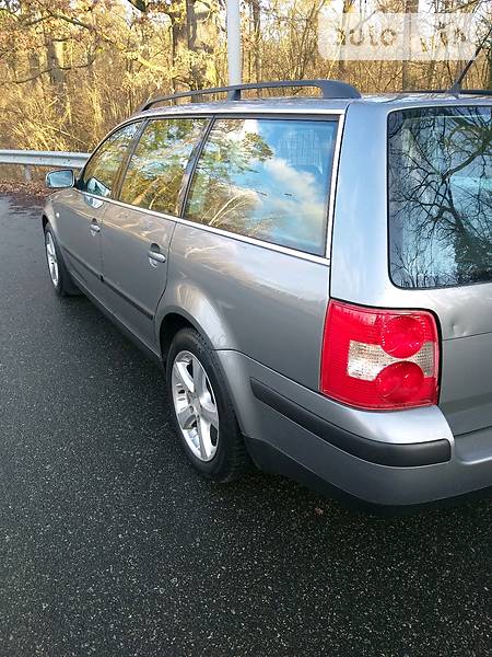 Универсал Volkswagen Passat 2002 в Киеве