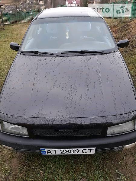 Седан Volkswagen Passat 1992 в Івано-Франківську