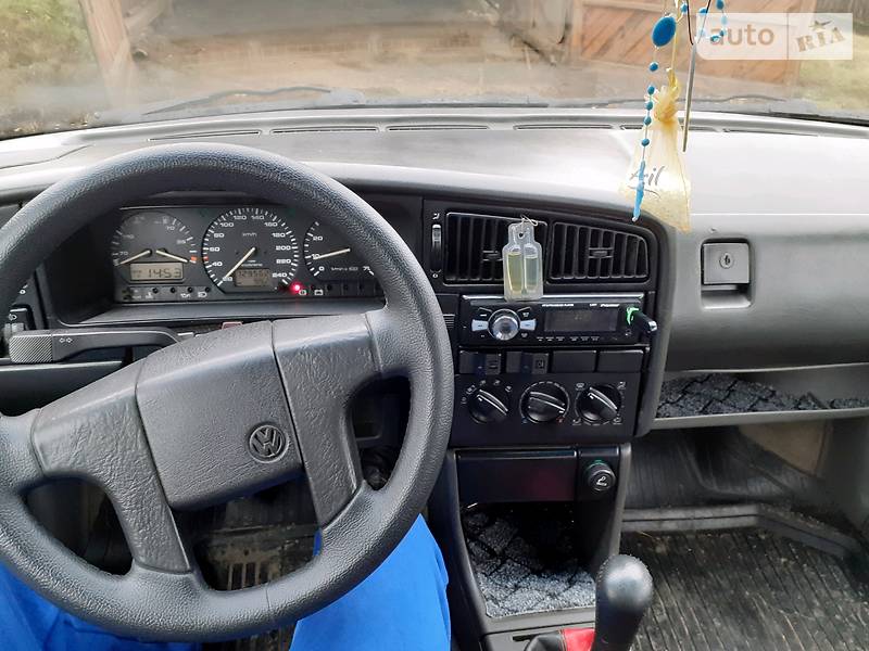 Седан Volkswagen Passat 1992 в Івано-Франківську