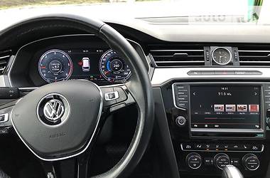 Универсал Volkswagen Passat 2015 в Мукачево