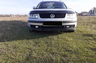 Універсал Volkswagen Passat 1999 в 