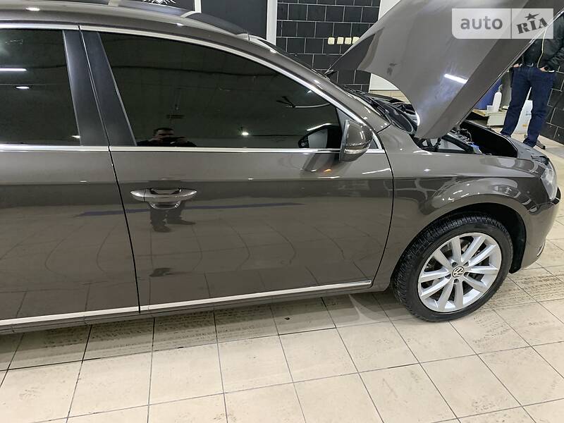Седан Volkswagen Passat 2012 в Одесі