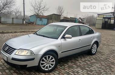 Седан Volkswagen Passat 2001 в Галиче