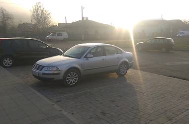 Седан Volkswagen Passat 2001 в Галиче