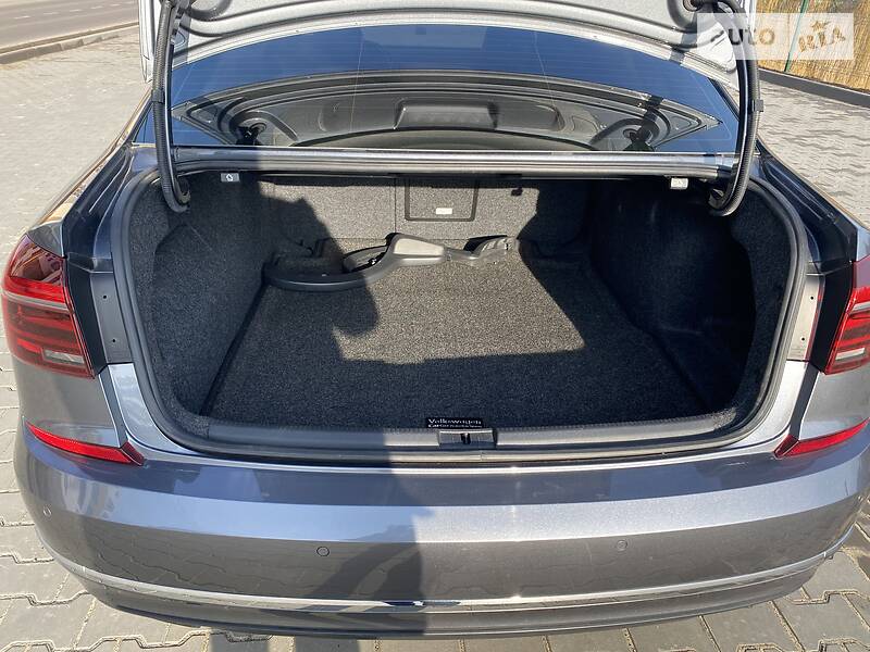 Седан Volkswagen Passat 2017 в Луцьку фото 24 Седан Volkswagen Passat 2017 в Луцьку