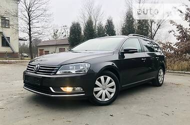 Універсал Volkswagen Passat 2011 в Львові