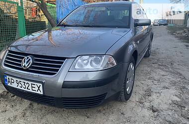 Седан Volkswagen Passat 2003 в Запорожье