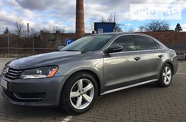 Седан Volkswagen Passat 2011 в 