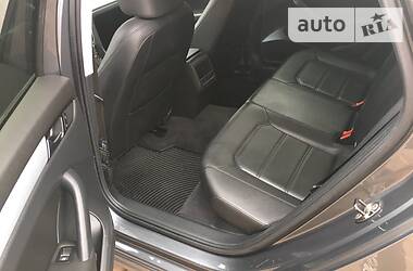 Седан Volkswagen Passat 2011 в 