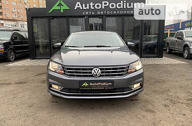 Седан Volkswagen Passat 2019 в Киеве