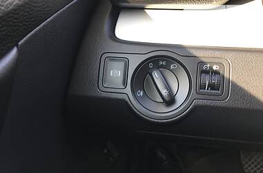 Універсал Volkswagen Passat 2010 в 