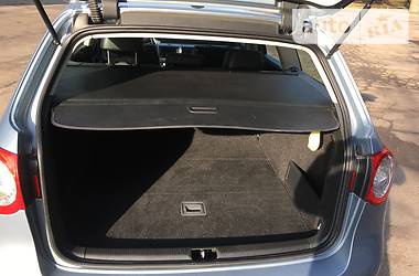 Універсал Volkswagen Passat 2010 в 