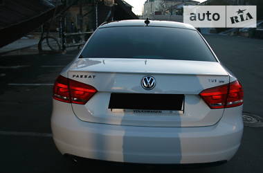 Седан Volkswagen Passat 2015 в 