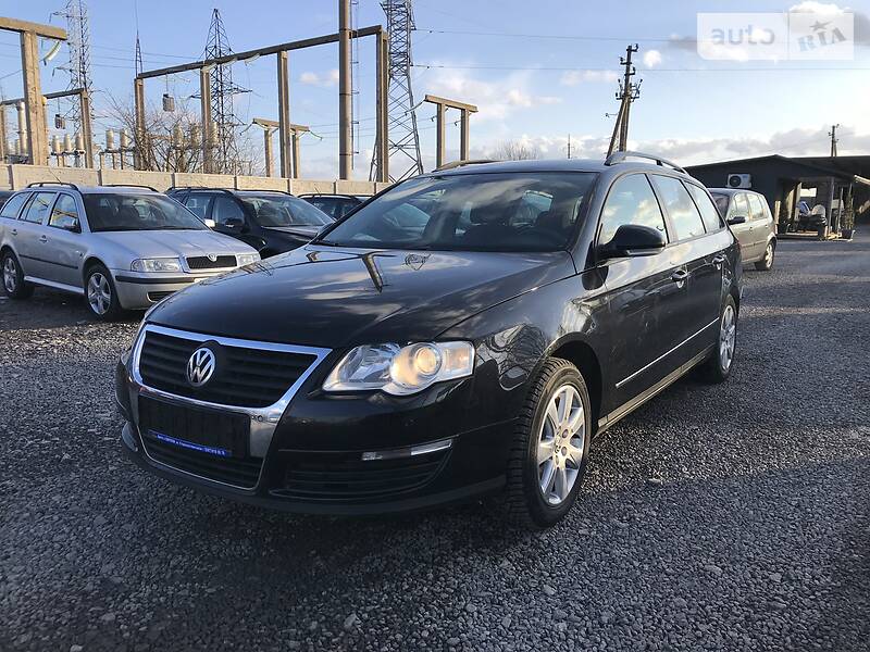 Универсал Volkswagen Passat 2006 в Староконстантинове