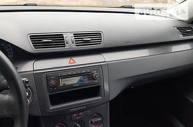 Універсал Volkswagen Passat 2006 в 