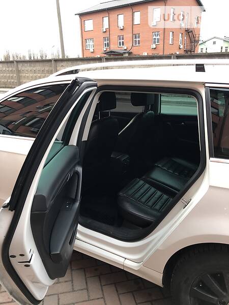 Універсал Volkswagen Passat 2013 в Києві фото 8 Універсал Volkswagen Passat 2013 в Києві