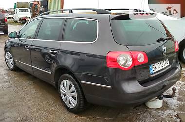 Универсал Volkswagen Passat 2006 в Ровно