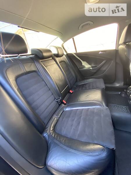 Седан Volkswagen Passat 2007 в Николаеве