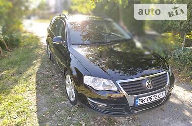 Универсал Volkswagen Passat 2008 в Ровно