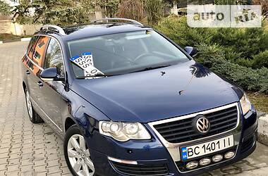 Універсал Volkswagen Passat 2009 в 