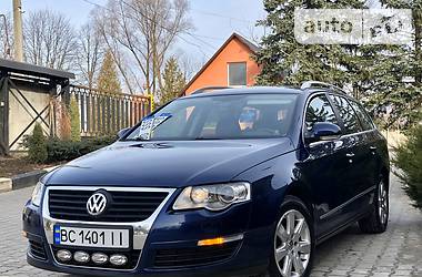 Універсал Volkswagen Passat 2009 в 