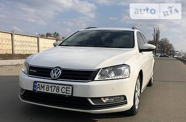 Универсал Volkswagen Passat 2011 в Киеве