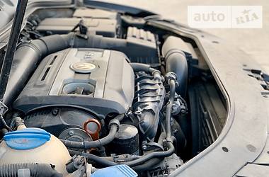 Седан Volkswagen Passat 2011 в 