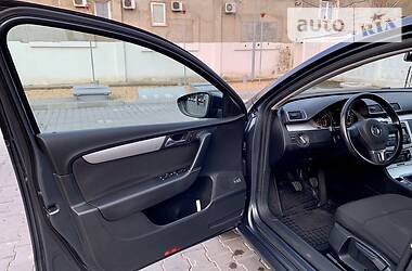 Седан Volkswagen Passat 2011 в 