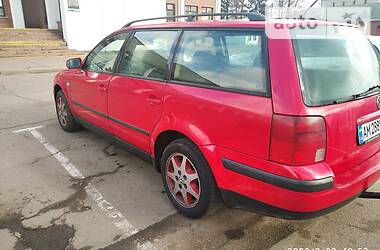 Універсал Volkswagen Passat 2000 в 