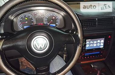Седан Volkswagen Passat 2004 в 