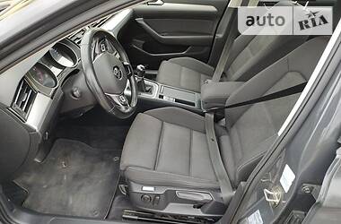 Седан Volkswagen Passat 2015 в 