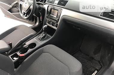 Седан Volkswagen Passat 2015 в 