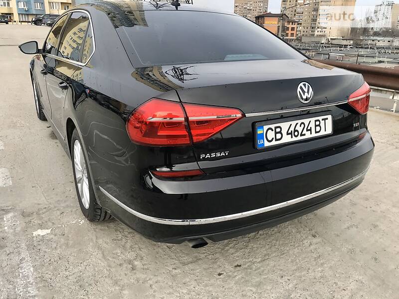 Седан Volkswagen Passat 2015 в Києві