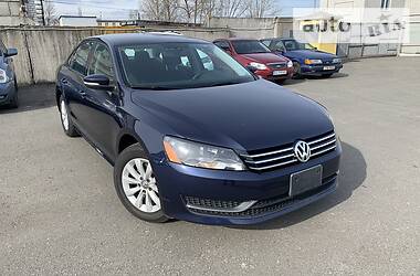 Седан Volkswagen Passat 2013 в 